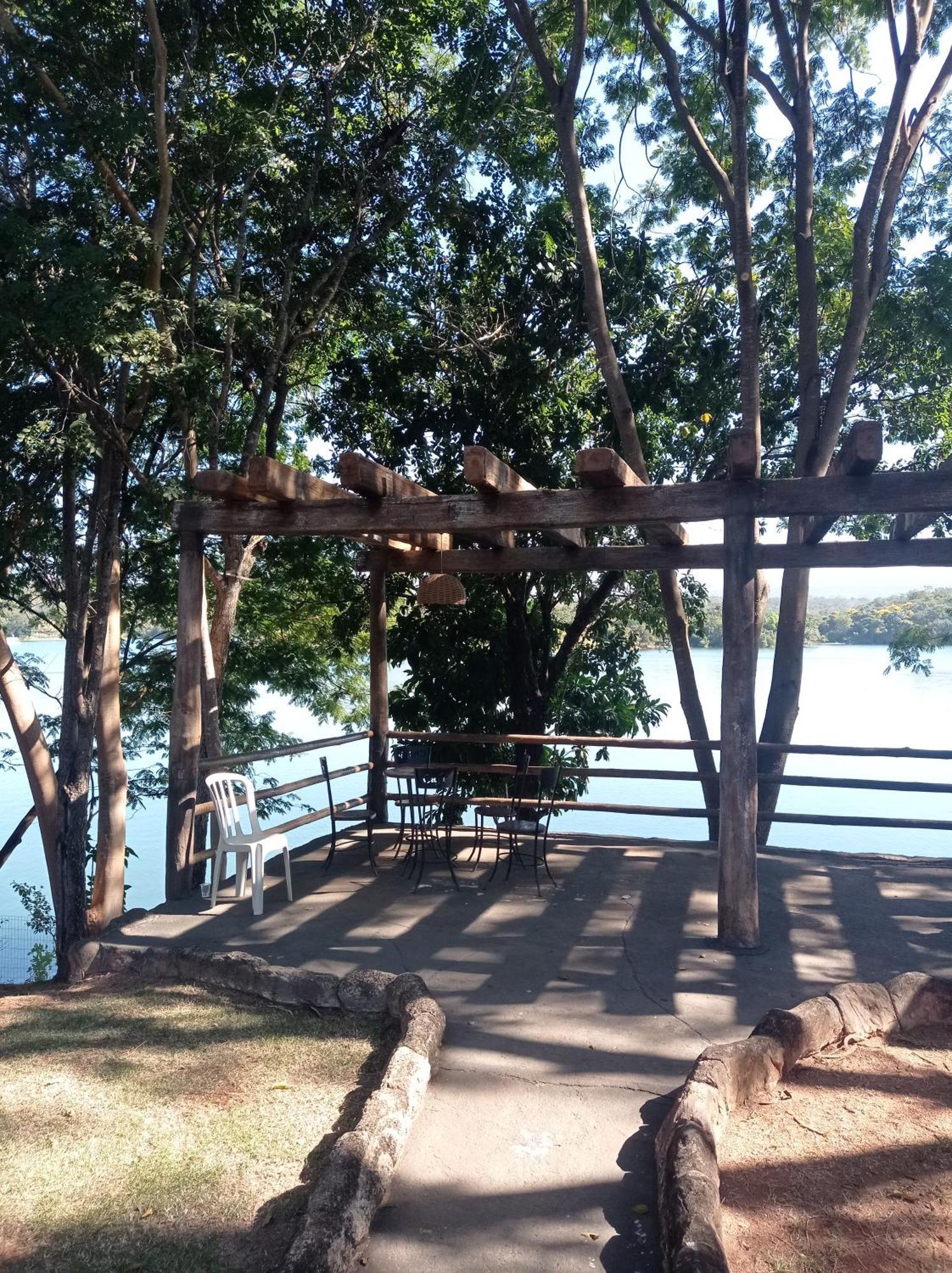 Flat No Pontal Do Lago กัลดัสโนวัส ภายนอก รูปภาพ